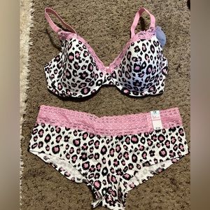 NWT Bra & Panty set